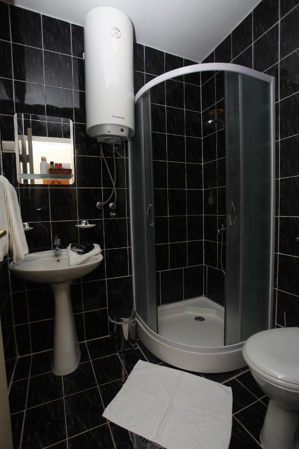 Apartments Perovic Budva Luaran gambar