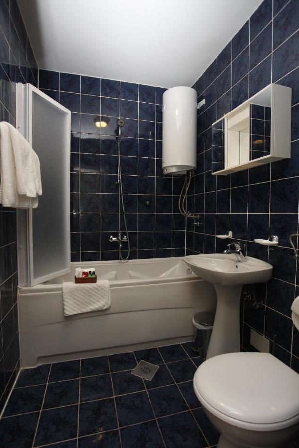 Apartments Perovic Budva Luaran gambar