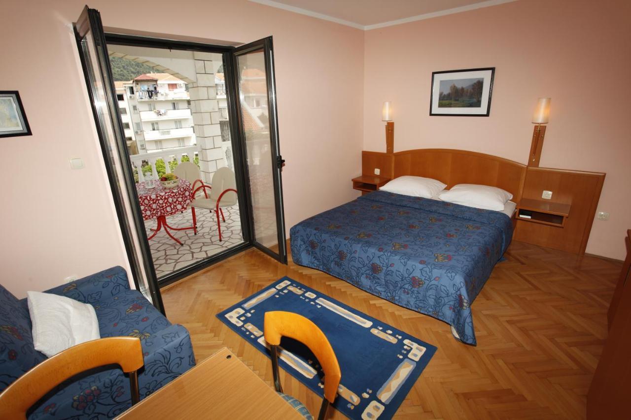 Apartments Perovic Budva Luaran gambar