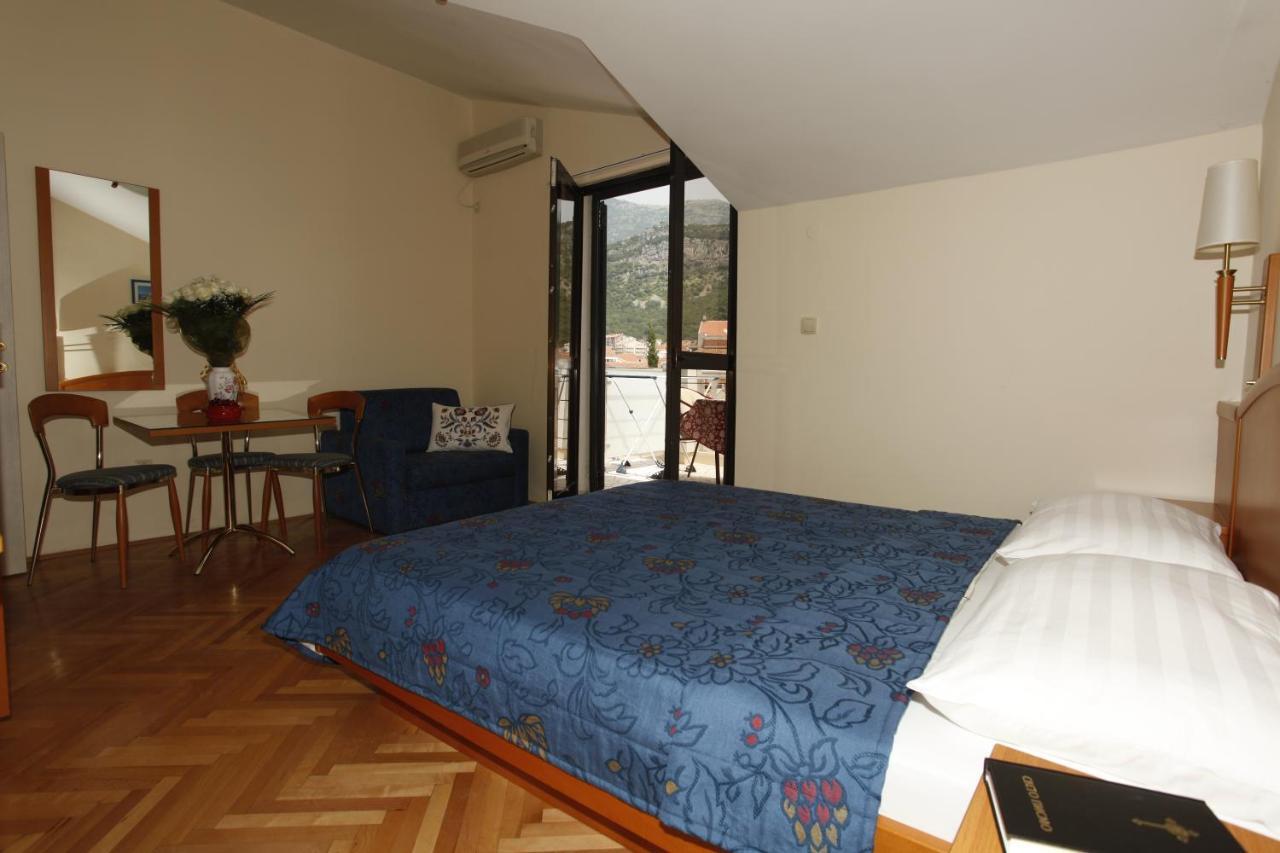 Apartments Perovic Budva Luaran gambar